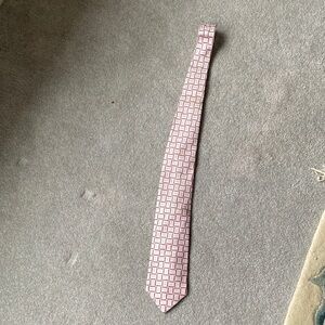 Elegant Pink Checkered Men's Tie